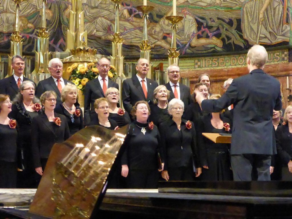 Gemengd koor Gli Uccelli tijdens het Ceciliaconcert 2015
